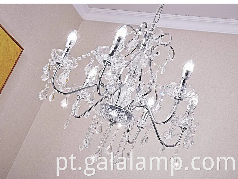 O elegante lustre de cristal liderou